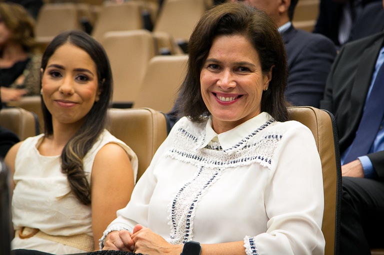 servidora Keila Andrade Alves Rubiano
