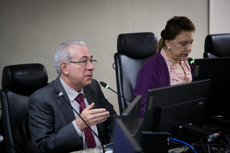2025 1103 Abertura Semana Conciliacao-03.jpg Desembargadores Sebastião Geraldo de Oliveira (1º vice-presidente) e Denise Alves Horta (presidente) na abertura da 20ª Semana Nacional de Conciliação