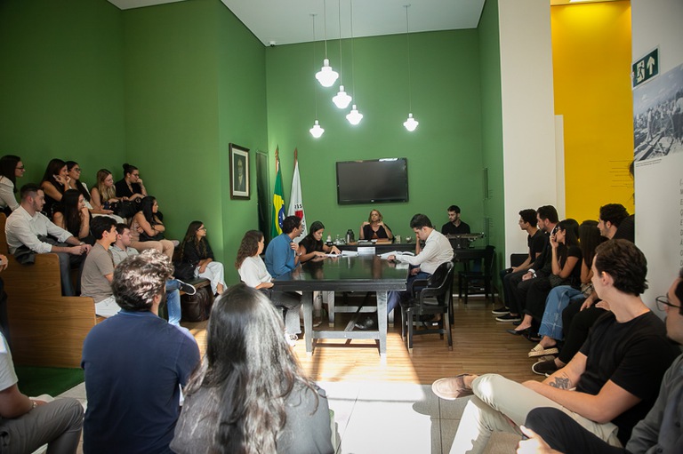 Audiência simulada com estudantes das Faculdades Milton Campos