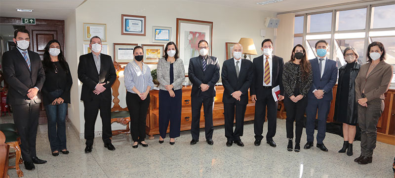 800px_2022_0627_CooperacaoTecnica_TRT_MPT_UFMG_SupermercadosBH_LeoAndrade.jpg