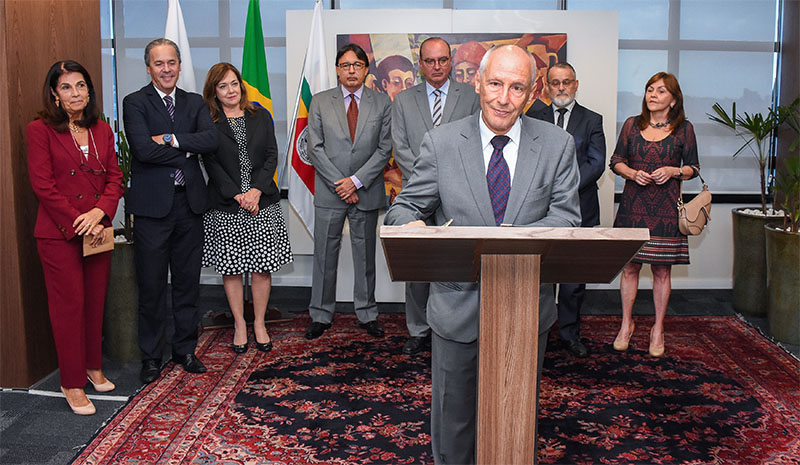Des. Ricardo Mohallem assinado o protocolo