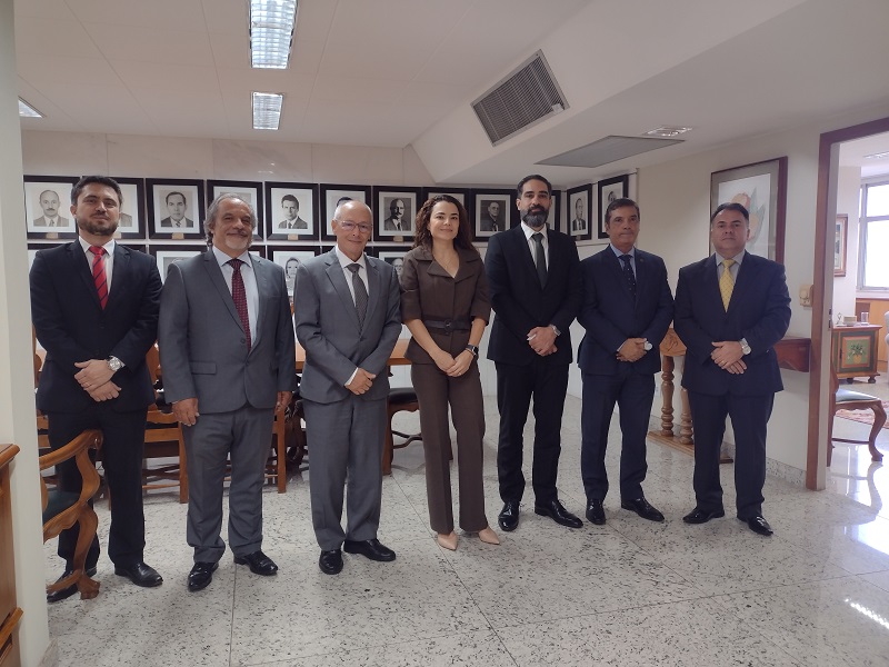 800px_2023_0329_Visita_Superintendente_PF.jpg