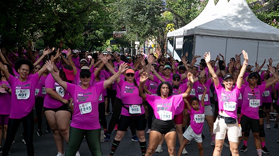 Alongamento antes da caminhada