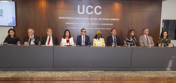 Juíza Erica Bessa na mesa de honra do lançamento da Caravana de Combate à Fome