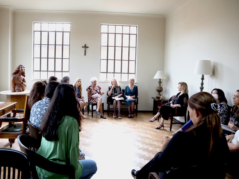 Presidente coordena Reunião no Centro cultura da JT,  com representantes da Fundação Clóvis Salgado