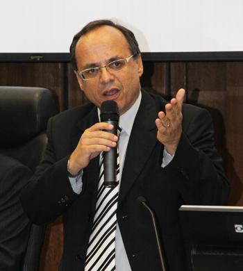 Desembargador Sebastião Geraldo de Oliveira lança livro sobre proteção à saúde do trabalhador (imagem 2)