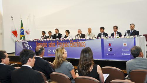 Aberto em Caxambu Seminário sobre Processo Eletrônico (imagem 1)