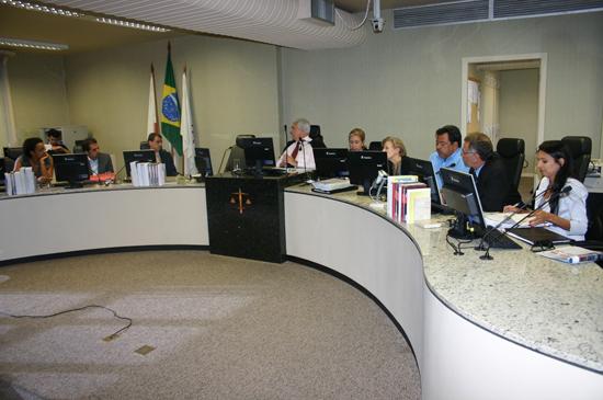 Usiminas: juiz propõe aumento real de 2,5% e abono de R$900,00 (imagem 1)