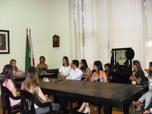 Estudantes de Direito de Diamantina visitam TRT 3ª Região (imagem 1)