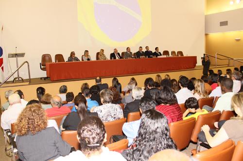 Eduardo Lobato paraninfa nova turma de advogados e estagiários da OAB (imagem 1)