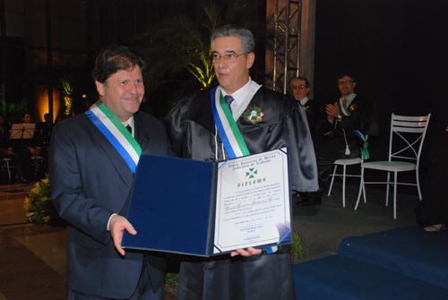 Presidente do TRT-MG é condecorado com a Ordem Guaicurus do Mérito Judiciário do Trabalho (imagem 1)