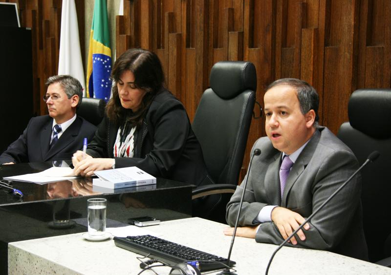 Lançada no TRT coletânea de Direito Processual do Trabalho Comparado (imagem 1)
