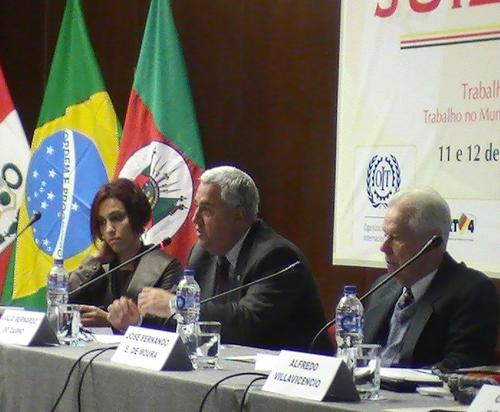 Desembargador participa de encontro de juízes do Trabalho em Lima (imagem 1)