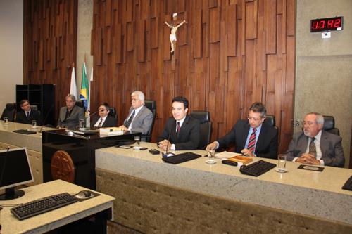 César Machado defende a aplicação da CLT (imagem 1)