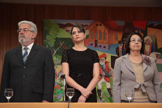 Desembargadora prestigia posse da nova diretoria da Faculdade de Direito da UFMG (imagem 1)