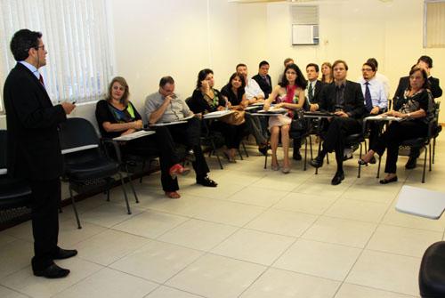 Servidores debatem Gestão Orçamentária do TRT para 2012 (imagem 1)