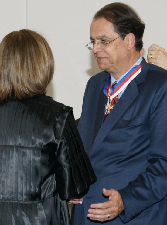 Desembargador é agraciado com medalha do TRT da Bahia (imagem 1)