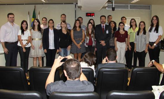 Mais 19 servidores empossados no TRT (imagem 1)