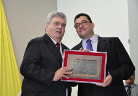 Juiz recebe título de cidadão honorário (imagem 1)