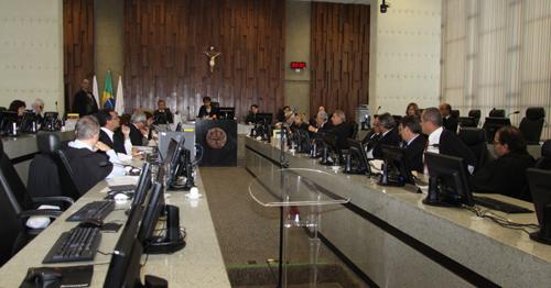 Pleno amplia mandato da Presidente (imagem 1)
