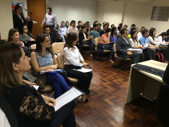 Alunos de curso de Direito de Juiz de Fora assistem sessão ordinária na Turma Recursal (imagem 1)