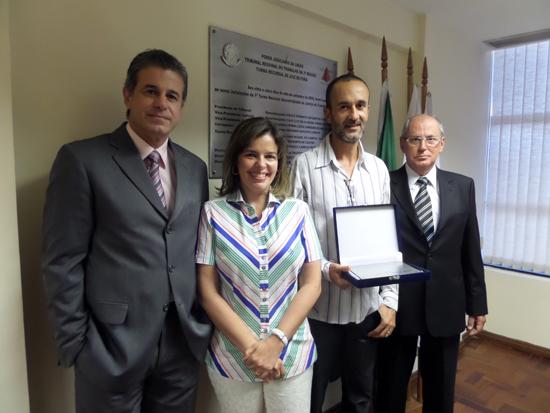Turma Recursal de JF entrega prêmio a 1º colocado em concurso de fotos do TST (imagem 2)