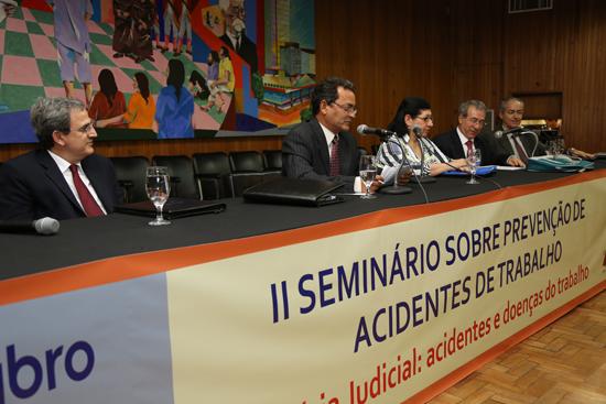 Debate de propostas integra juízes e peritos no Seminário do Trabalho Seguro (imagem 2)