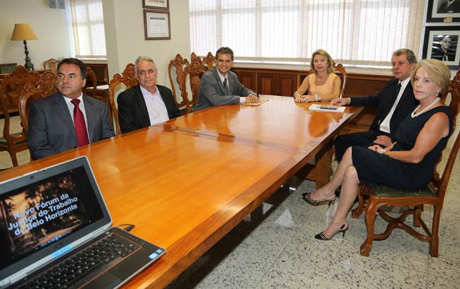 Diretoria do TRT recebe visita de vereador para apresentar projeto do novo Foro Trabalhista da Capital (imagem 1)