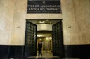 Presidente do TRT visita Plenário onde será realizada prova oral de candidatos a juiz e defende preservação do acervo histórico (imagem 1)