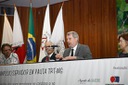 Simpósio iniciado nesta quinta-feira promove debate entre servidores e administração (imagem 1)