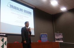 Desembargador Anemar Amaral recebe Moção de Aplauso em Uberlândia (imagem 2) Desembargador Anemar Amaral recebe Moção de Aplauso em Uberlândia (imagem 2)