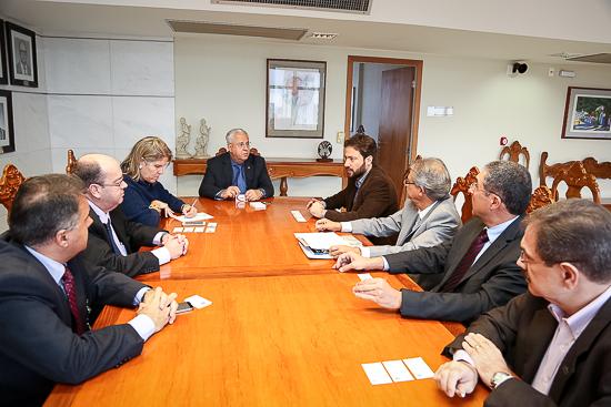 TRT-MG recebe visita do Sinduscon-MG para abordar a segurança no trabalho (imagem 1)