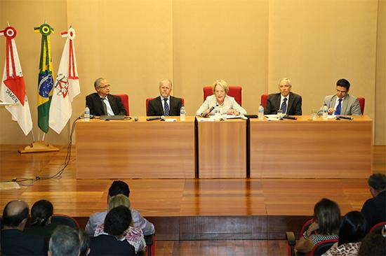 Magistrados do TRT3 participam do seminário PJe-JT: Realidade e Perspectivas (imagem 1)