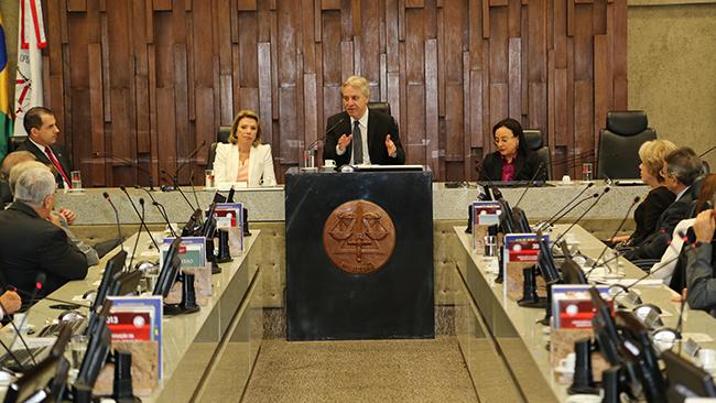Presidente do TST visita o TRT-MG, elogia PJe e explica remanejamentos orçamentários para preservar atividade-fim (imagem 1)