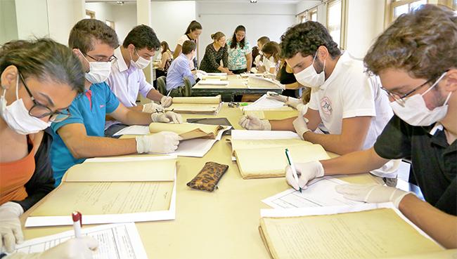Alunos da UFMG participam de Laboratório de Atividades Judiciais (imagem 1)