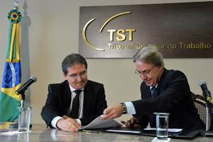 Presidente do CSJT e do TST assina Acordo de Cooperação Técnica com a Caixa (imagem 1)