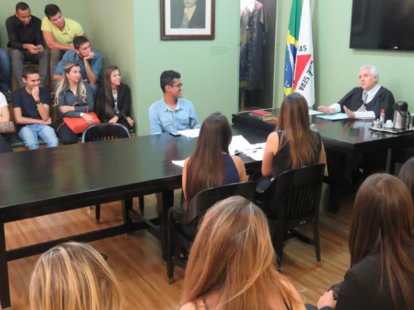 Justiça e Cidadania recebe estudantes da UNIFOR/MG (imagem 3)