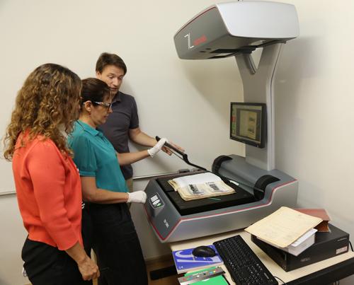 Novo equipamento contribui para a preservação de documentos históricos (imagem 1)