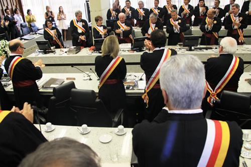 Desembargador do TRT requer aposentadoria após 32 anos de magistratura (imagem 2)