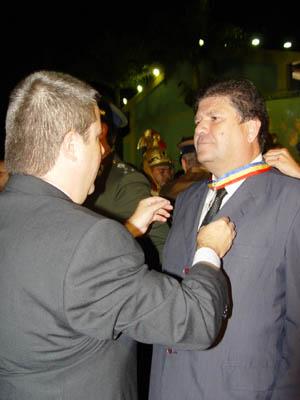 Sifuentes recebe medalha Alferes Tiradentes (imagem 1)