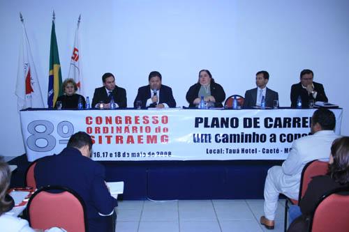Presidente do TRT-MG abre congresso do Sitraemg (imagem 1)