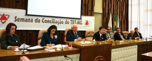 Exposição de painéis na Semana da Conciliação do TRT-MG (imagem 1)
