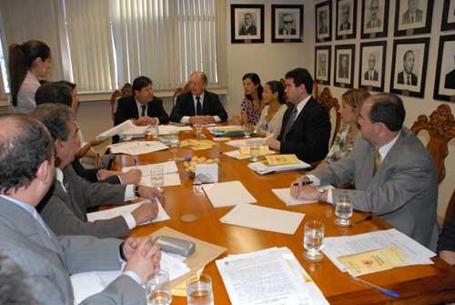 Giboski reúne-se com Comissão Permanente de Conciliação (imagem 1)