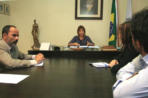 Presidente da Amatra3 conduz audiência simulada no TRT (imagem 1)