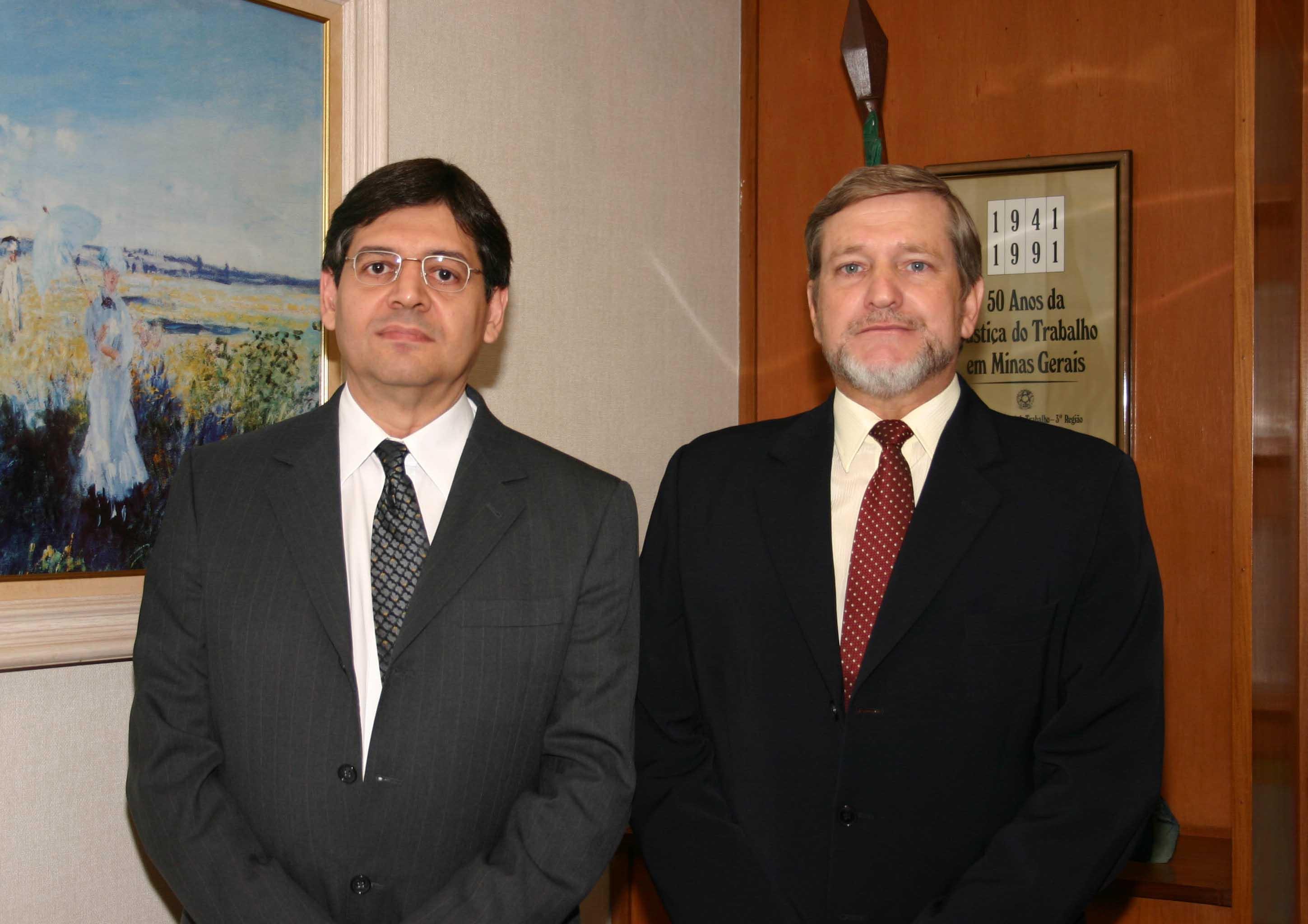 Juiz César Pereira da Silva Machado Júnior; Juiz Presidente Márcio Ribeiro do Valle
