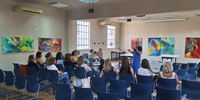 Oficina de Pintura Coletiva abrilhanta o mês da mulher no Centro Cultural