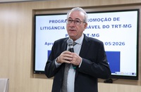 Presidente do TRT-MG palestra sobre PPLR em evento da Escola Judicial do TRT mato-grossense