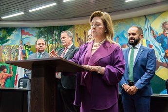 Presidente do TRT-MG assina adesão ao comitê Jus-Povos