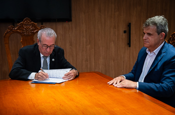 Presidente assina acordo técnico com a Cemig para a prevenção de acidentes de trabalho