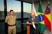 TRT-MG e PMMG assinam termo de cooperação